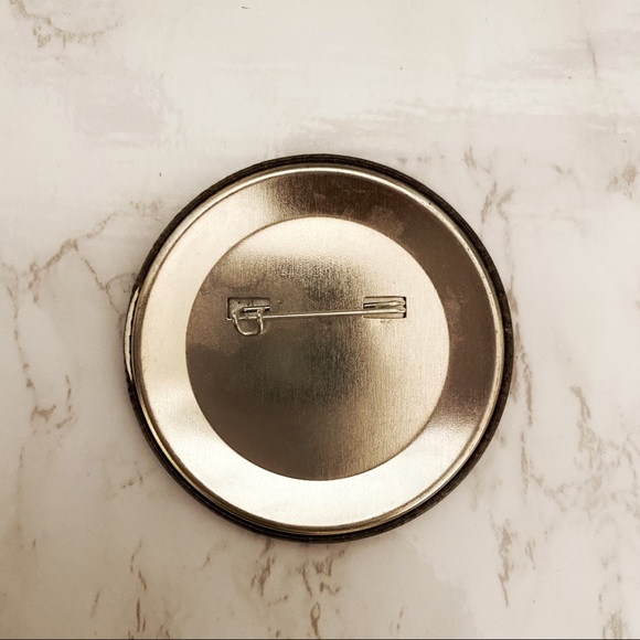 Stella McCartney Pin / Button - Picture 3 of 5